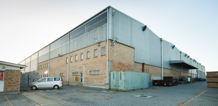 To Let Commercial Property for Rent in Struandale Industrial Eastern Cape